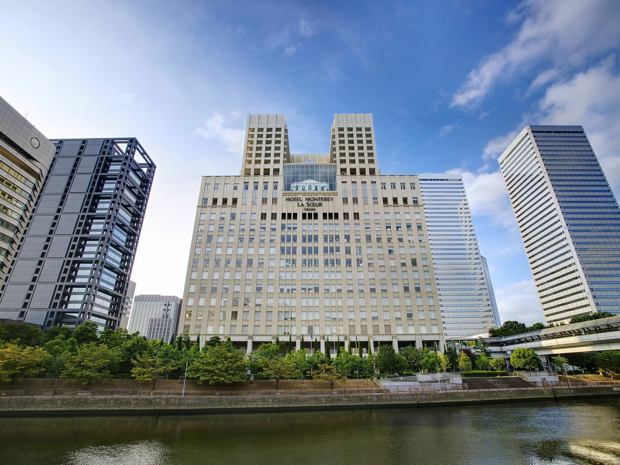 Hotel Monterey La Soeur Osaka Buitenkant foto